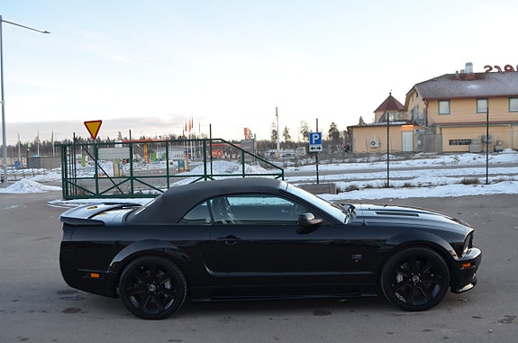 Saleen Mustang 21 of 30