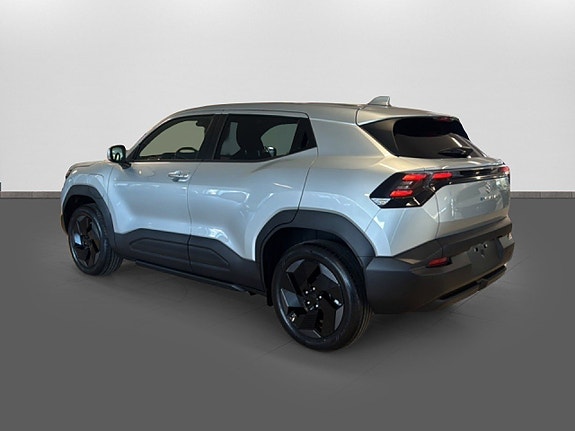 Suzuki eVitara 3 of 21