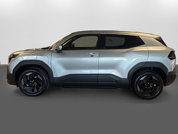 Suzuki eVitara 2 of 21