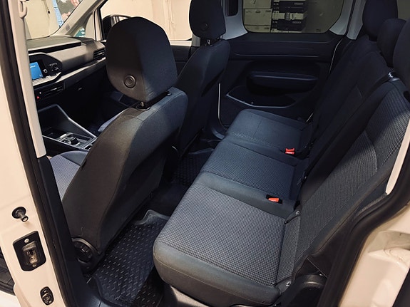 Volkswagen Caddy 19 of 21