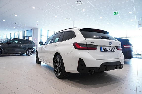 BMW 330e 4 of 13