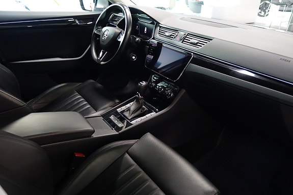 Skoda Superb 6 of 6