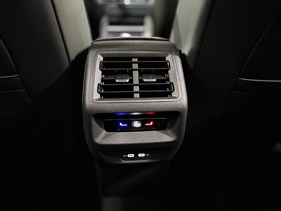 Volkswagen Tiguan 21 of 21