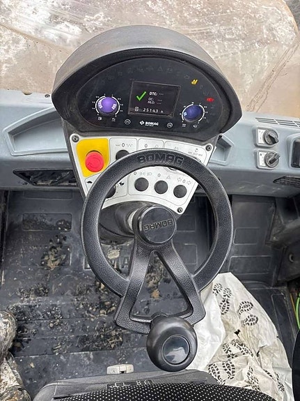 Bomag BW 226 BVC-5 3 of 9