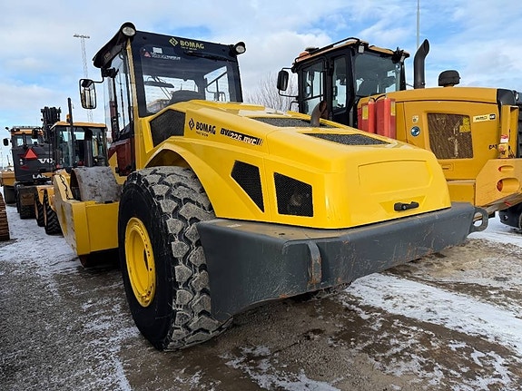Bomag BW 226 BVC-5 2 of 9