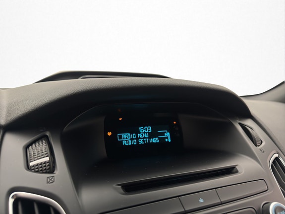 Ford Focus 13 of 24