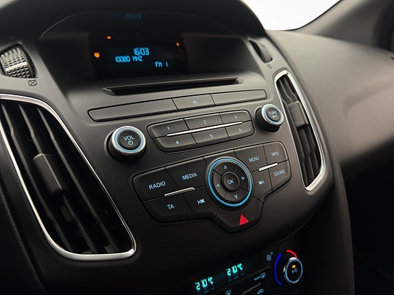 Ford Focus 15 of 24