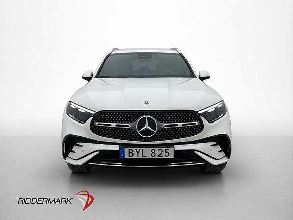 Mercedes-Benz GLC400 e 2 of 30