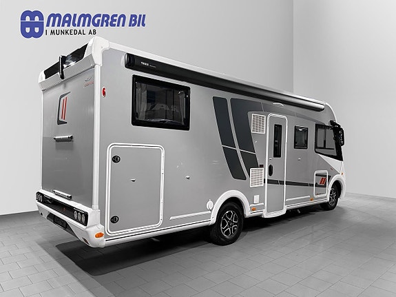 CHALLENGER 3057 GRAPHITE EDITION 180hk AUTOMAT LÅNGBÄDDAR DIESELVÄRMARE Face-To-Face Sittgrupp 2 of 30