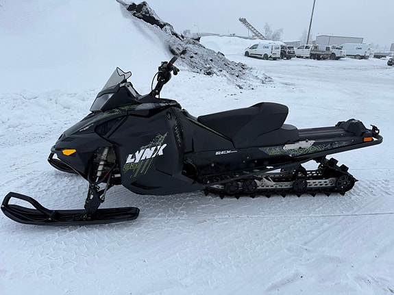 Lynx Boondocker 600 e-tec 3700 146” -13 12 of 13
