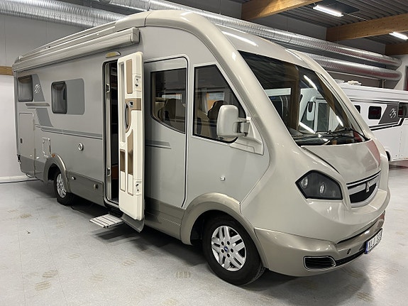Knaus S-LINER 700