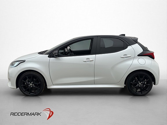 Toyota Yaris 4 of 5