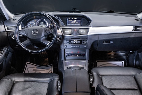 Mercedes-Benz E220 15 of 22