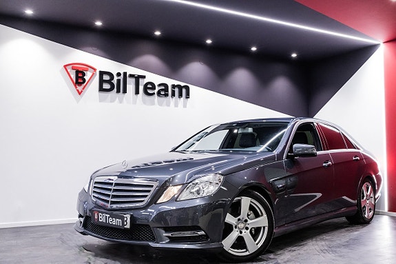 Mercedes-Benz E220 3 of 5