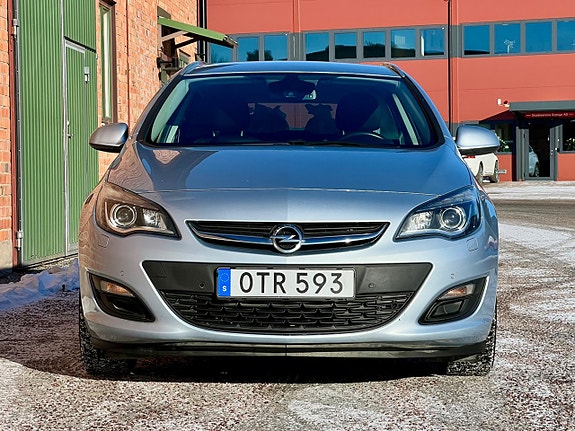 Opel Astra 2 of 5
