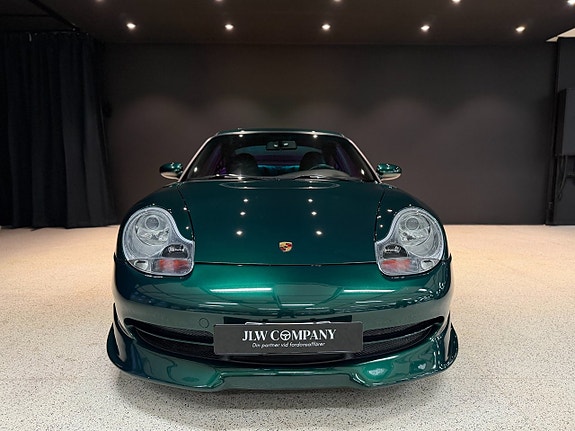 Porsche 911 2 of 5