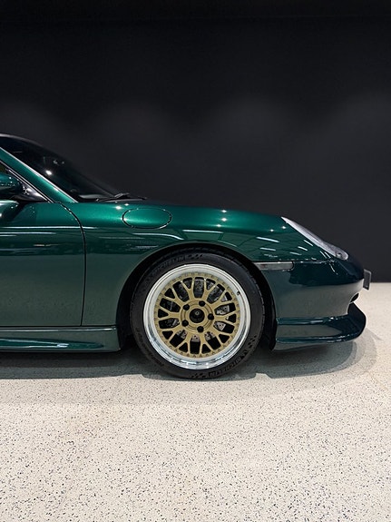 Porsche 911 7 of 20