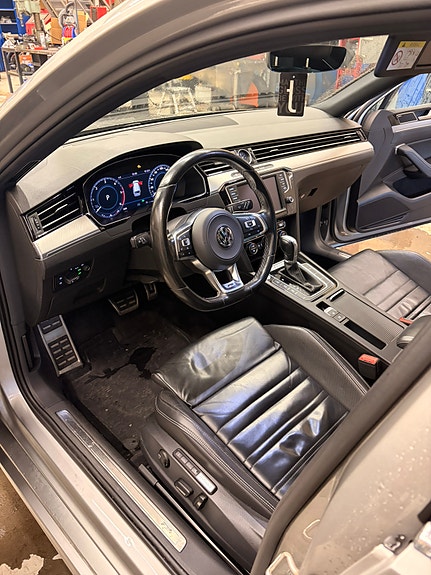 Volkswagen Passat 4 of 4