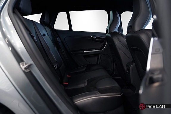 Volvo V60 14 of 26