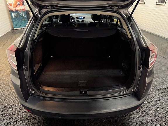 Renault Megane 24 of 24