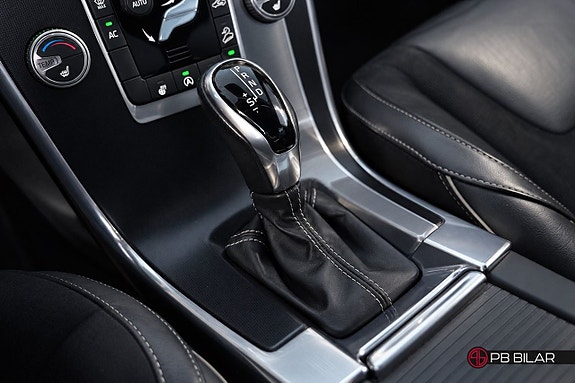 Volvo XC60 23 of 25