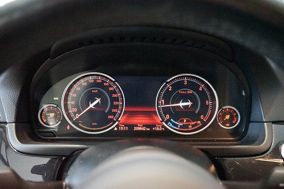 BMW 520d 27 of 30