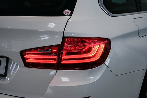 BMW 520d 14 of 30
