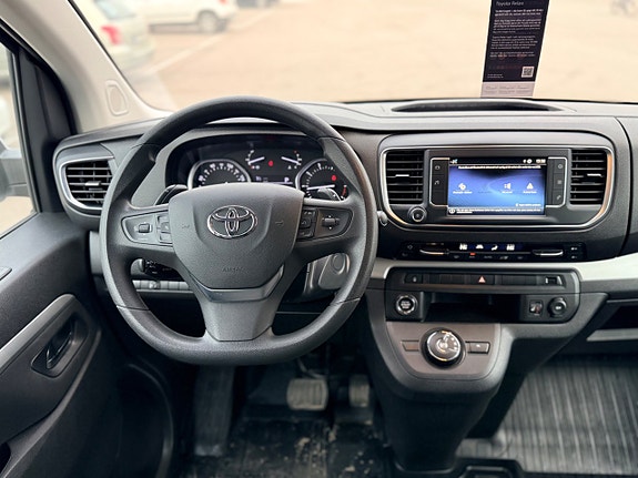 Toyota Proace Verso 16 of 23