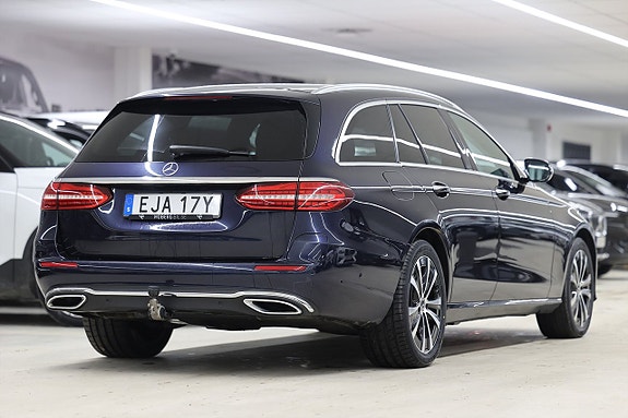 Mercedes-Benz E300 7 of 25