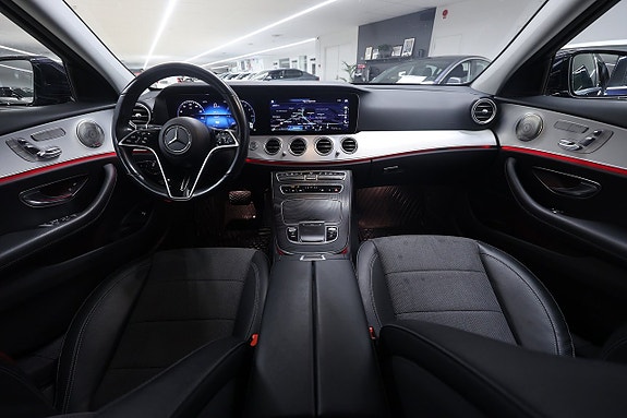 Mercedes-Benz E300 13 of 25