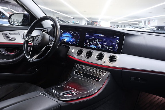 Mercedes-Benz E300 14 of 25