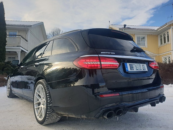 Mercedes-Benz E53 21 of 30