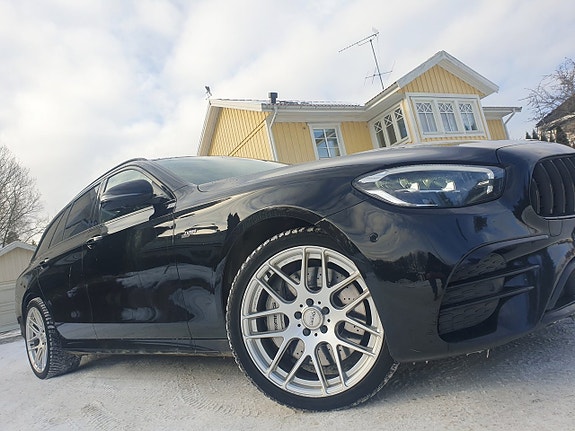 Mercedes-Benz E53 12 of 30