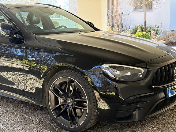 Mercedes-Benz E53 2 of 30