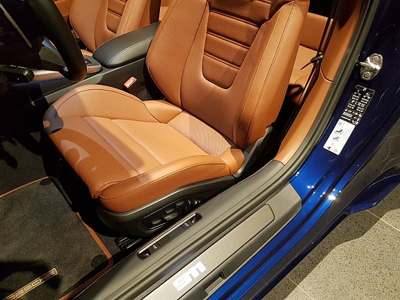 Porsche 911 Turbo S 8 of 16