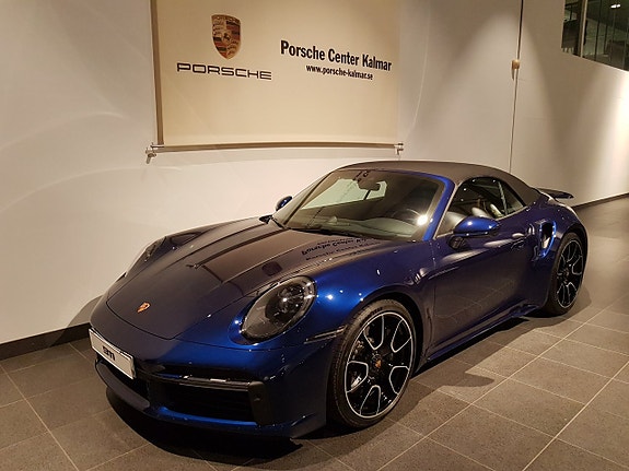 Porsche 911 Turbo S 13 of 16