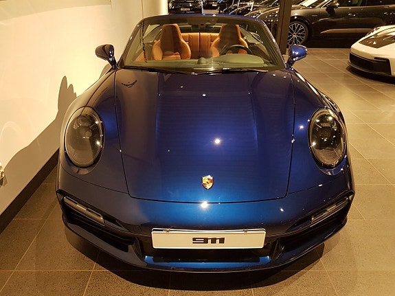 Porsche 911 Turbo S 3 of 5