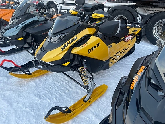 Ski-Doo MXZ XRS 600RR -27 *Boka Nu*