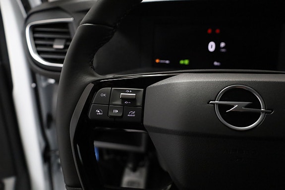 Opel Zafira 22 of 27