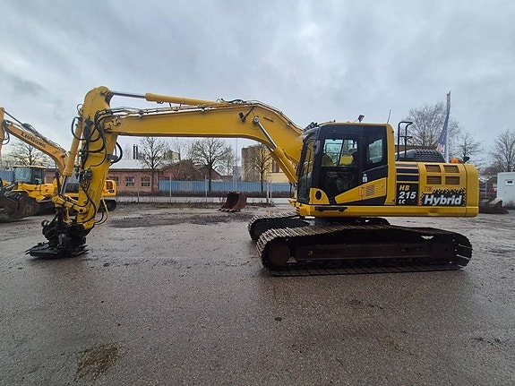 Komatsu HB215LC-2