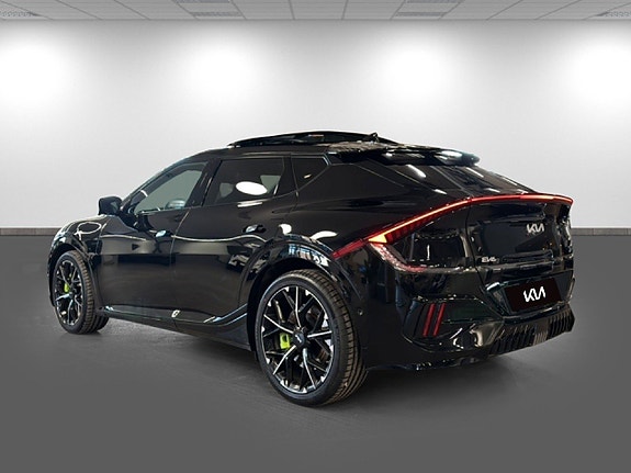 Kia EV6 6 of 20