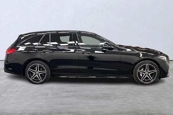 Mercedes-Benz C300 3 of 5