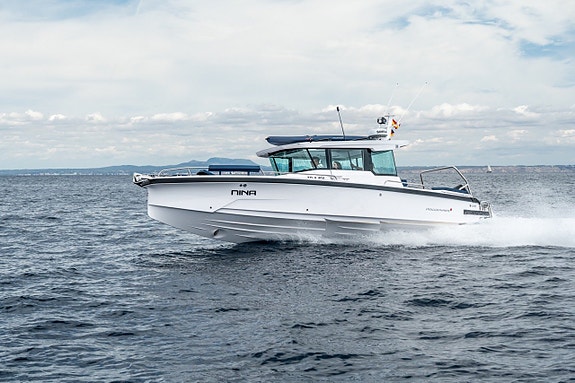Axopar 29 XC Sandhamn Own your boat with Agapi Boat Club 5 of 12