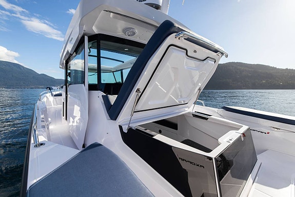 Axopar 29 XC Sandhamn Own your boat with Agapi Boat Club 11 of 12