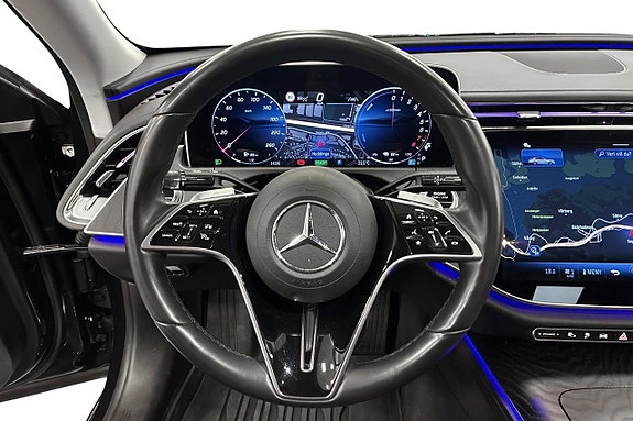 Mercedes-Benz E300 e 19 of 28