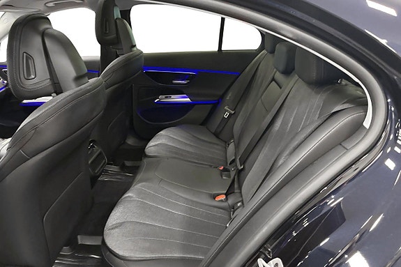 Mercedes-Benz E300 e 10 of 28