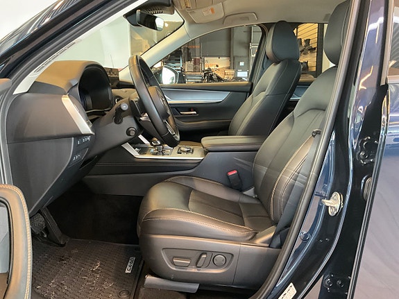 Mazda CX-60 9 of 19