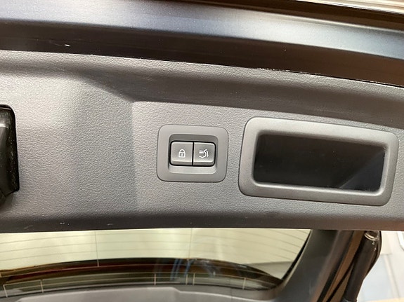 Mazda CX-60 7 of 19