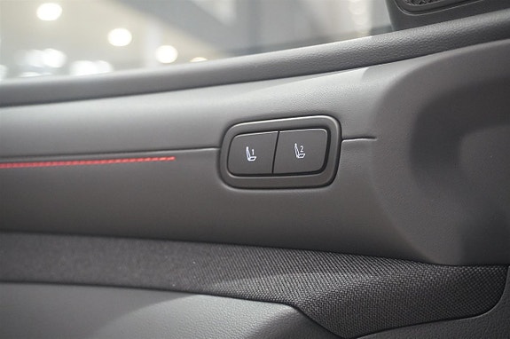 Hyundai Tucson 13 of 17