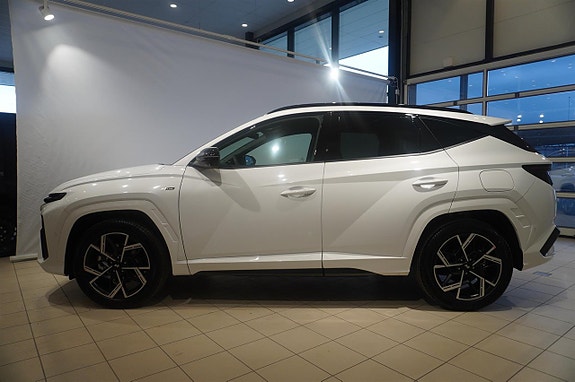 Hyundai Tucson 3 of 5